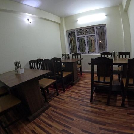 Hotel Global Village Katmandu Dış mekan fotoğraf