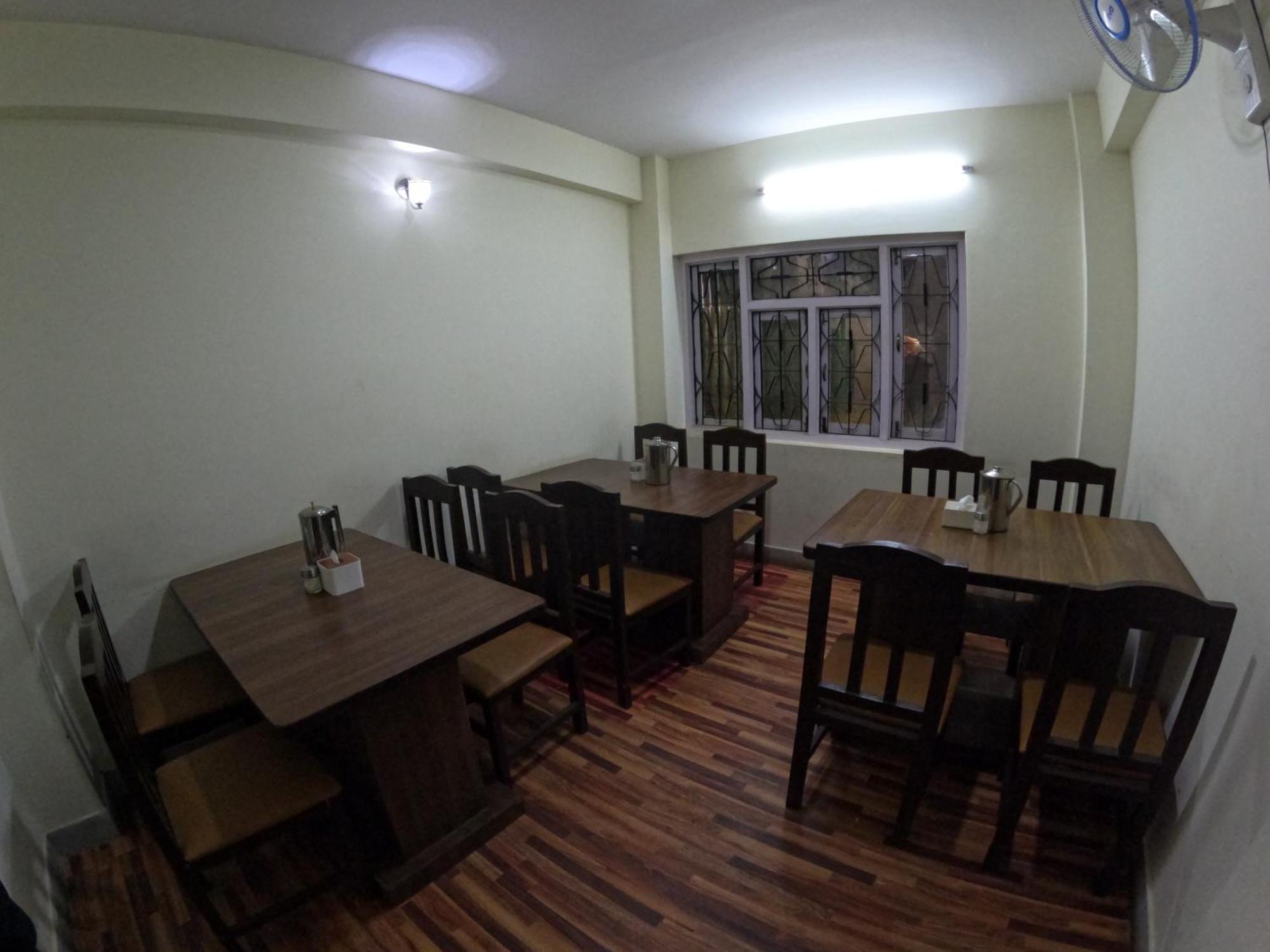 Hotel Global Village Katmandu Dış mekan fotoğraf