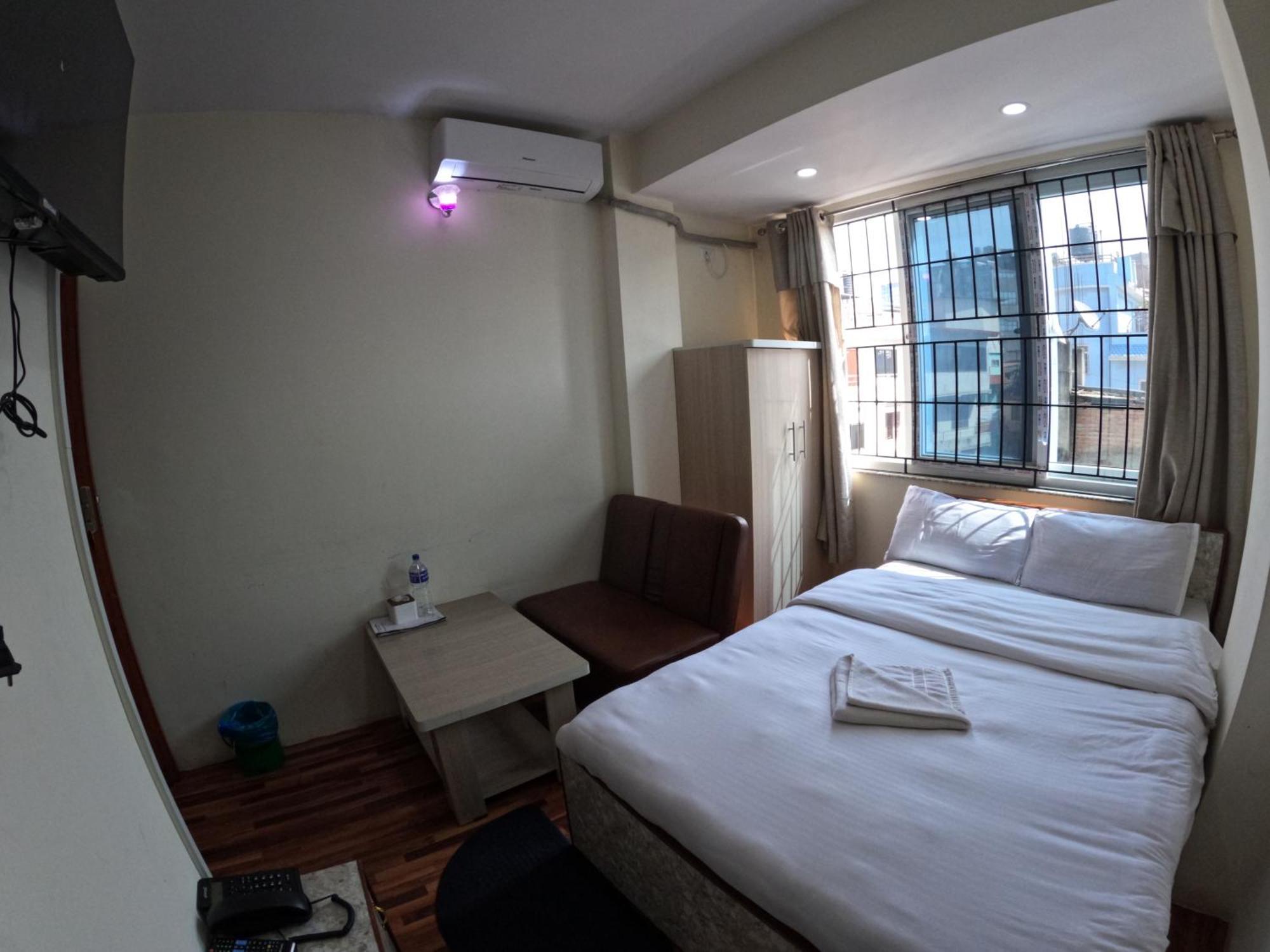 Hotel Global Village Katmandu Dış mekan fotoğraf